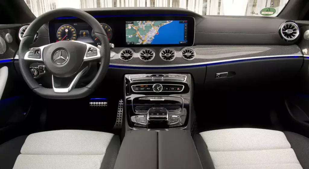 The 2018 Mercedes Benz interior image from back seat